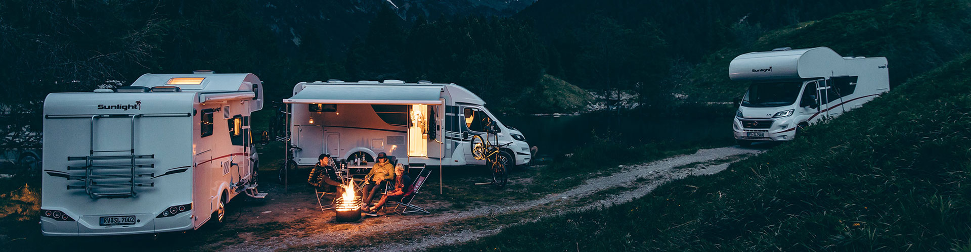 Camper & Caravan